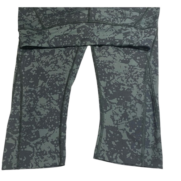 The North Face Women’s Active Capri Leggings, Size M - Picture 4 of 8